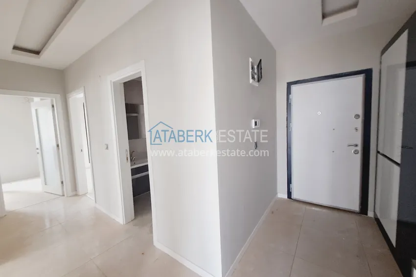 Purchase  Three-room apartment with separate kitchen from the owner in Alanya, Avsallar district  1 