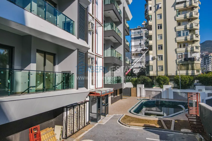 Real estate from the developer! Residential complex under construction in the center of Alanya, Cleopatra beach area 20 