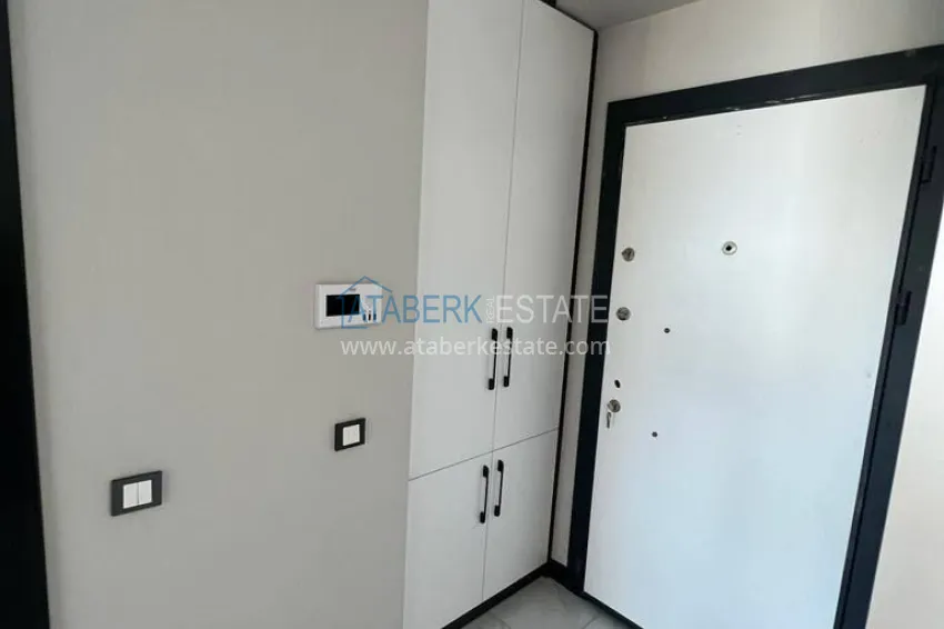 Purchase Turnkey one-bedroom apartment with sea view in a modern complex — Mersin, Kargypinari 1
