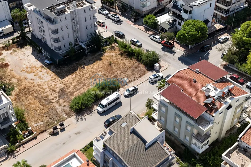 Modern residential complex under construction in Muratpasa, Chalayan 2