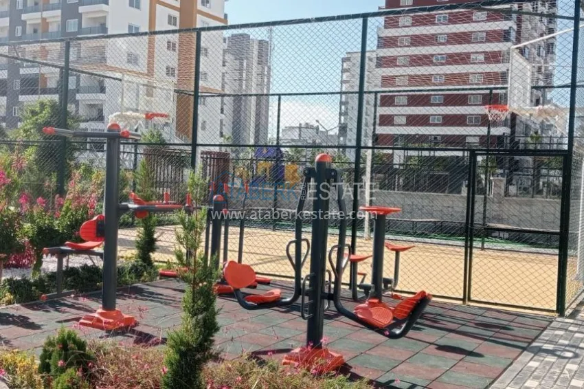 One bedroom apartment in a complex with a large area — Mersin, Tomyuk 3
