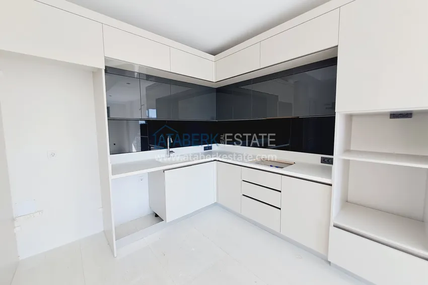 Purchase  Spacious one-bedroom apartment 89 m2 in a luxury hotel complex — Alanya, Turkler district 3 