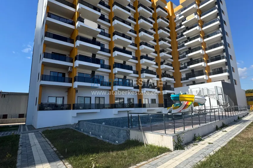 One bedroom apartment with a fine finish and two balconies — Mersin, Tomyuk 2