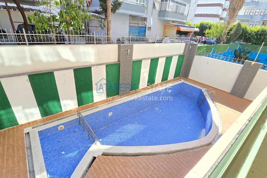 One bedroom apartment with furniture in the center of Alanya. Real estate with a residence permit 4 