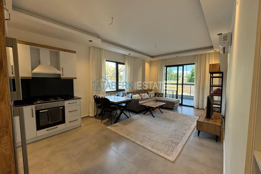 Purchase Stylish turnkey one-bedroom apartment from the owner in Alanya Mahmutlar district 4 