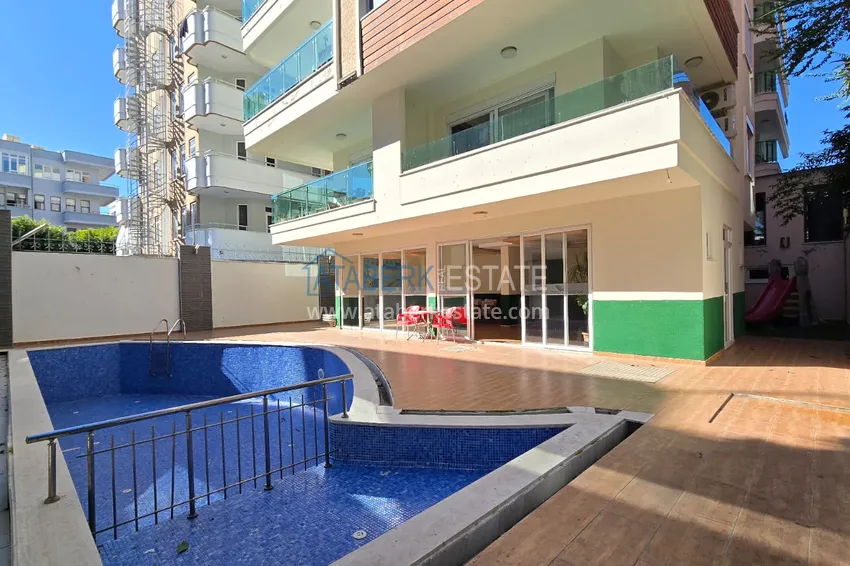 One bedroom apartment with furniture in the center of Alanya. Real estate with a residence permit 5 