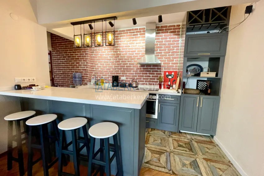 Purchase Three-room furnished apartment in the center of Alanya - in the historical part of Kale 4 