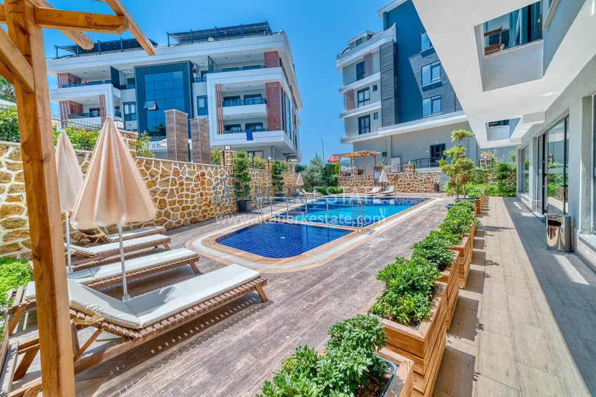 One-bedroom apartment with a fine finish in Alanya Oba district 2 