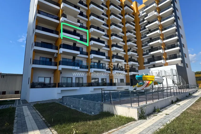 One bedroom apartment with a fine finish and two balconies — Mersin, Tomyuk 5