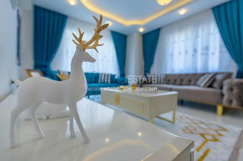 Purchase  Linear 3+1 apartment with luxurious furniture in a cozy complex — Alanya, Mahmutlar district 7 