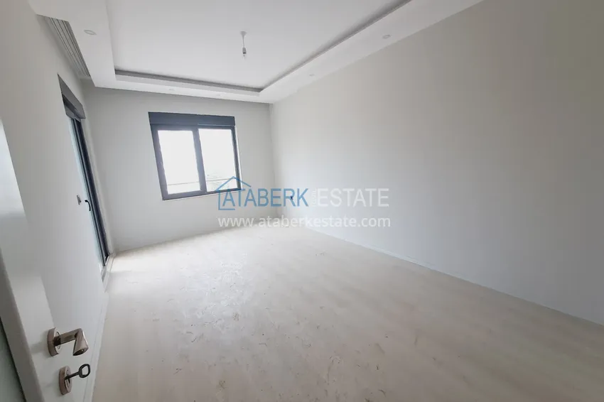 Purchase  Three-room apartment with separate kitchen from the owner in Alanya, Avsallar district  9 
