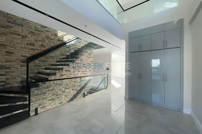 Purchase Stylish villa with panoramic views in the prestigious Bektash area, Alanya 1 