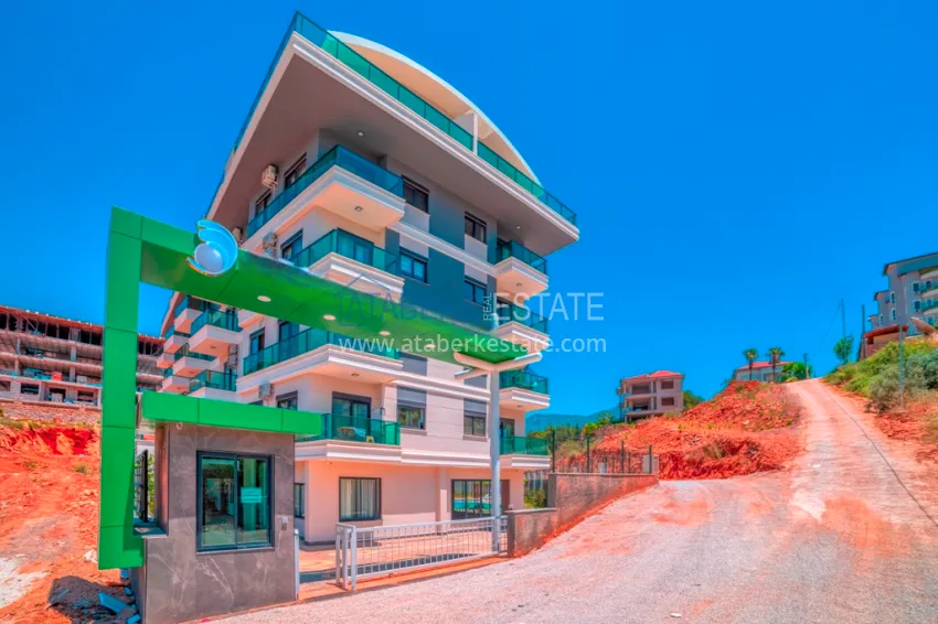2+1 duplex penthouse with new furniture and mountain views in Oba, Alanya 10
