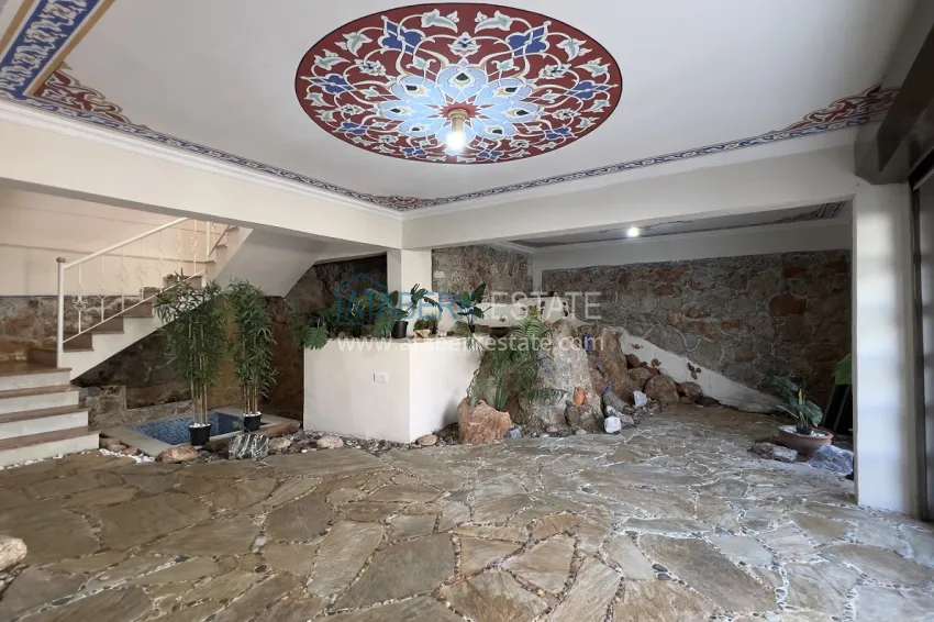 Three-level mansion in the historical center of Alanya - Kale 10