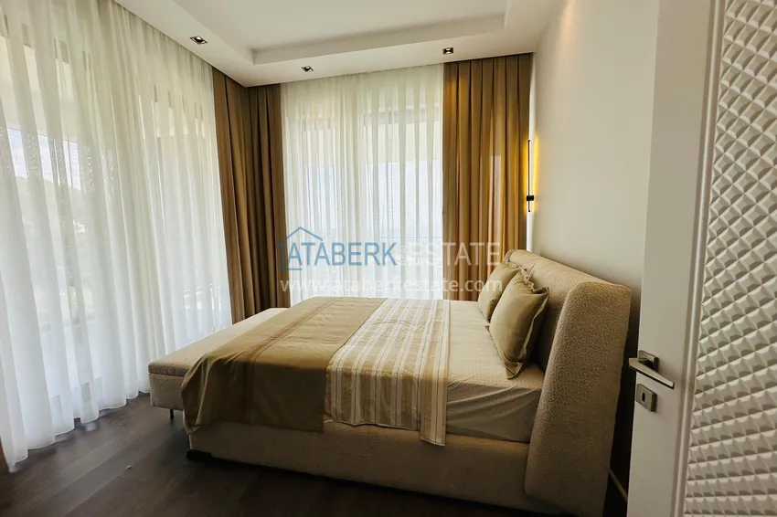 Purchase  Luxury real estate! Villas in Alanya — Incekum district. Suitable for citizenship 12 