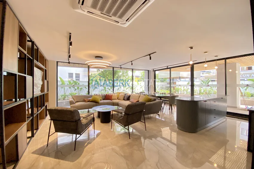 One bedroom apartment in a modern complex — the center of Alanya, Cleopatra beach area 12 