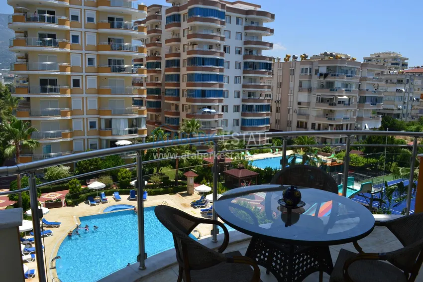 Purchase  Luxury 2+1 apartment in a prestigious complex on the beachfront — Alanya, Mahmutlar 13 
