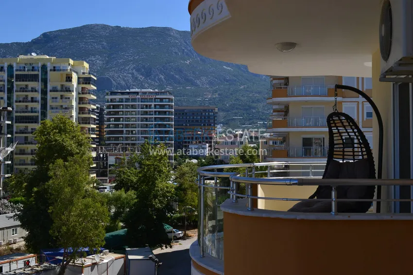 Purchase  Luxury 2+1 apartment in a prestigious complex on the beachfront — Alanya, Mahmutlar 14 
