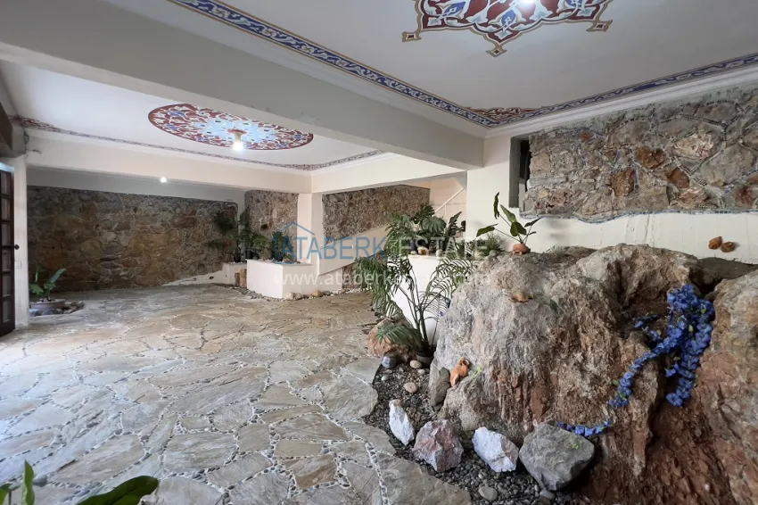Three-level mansion in the historical center of Alanya - Kale 14