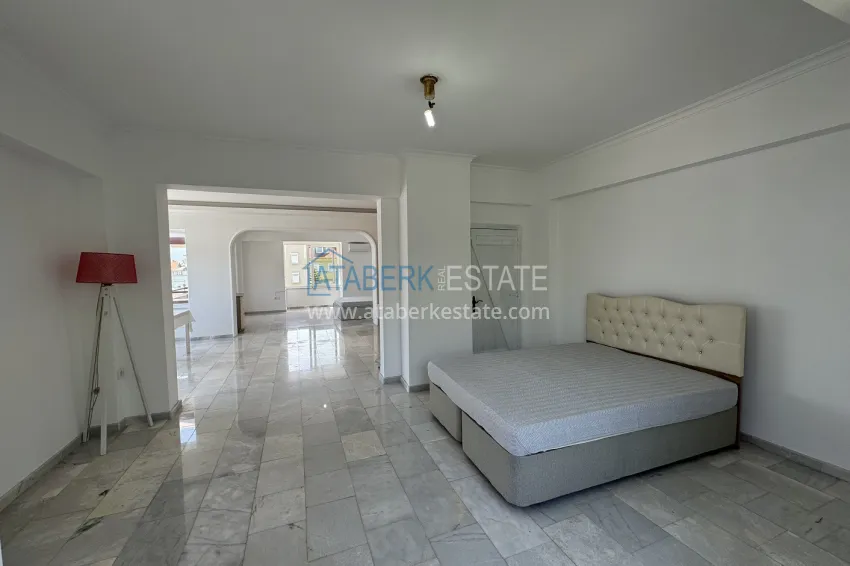 Purchase Three-level mansion in the historical center of Alanya - Kale 17