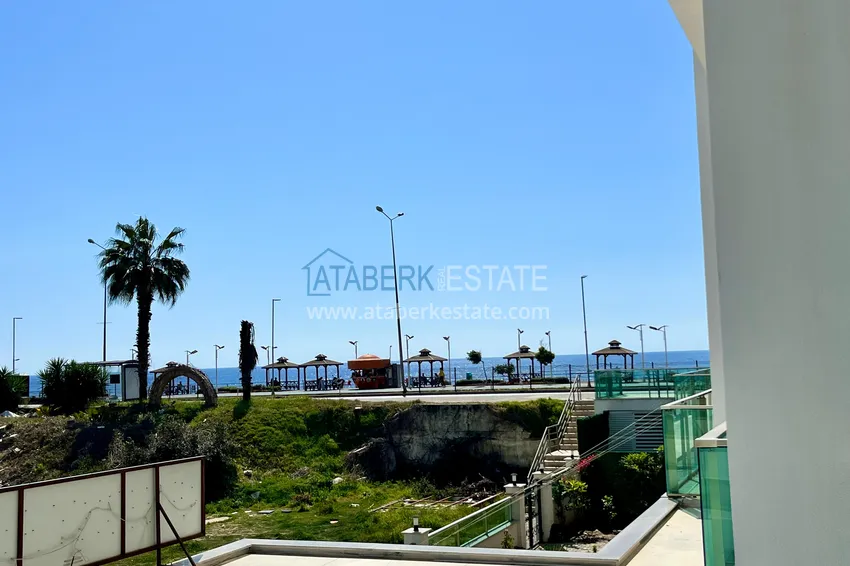 Purchase Turnkey 1+1 apartment with sea view in a complex on the beachfront — Mahmutlar, Alanya 16 