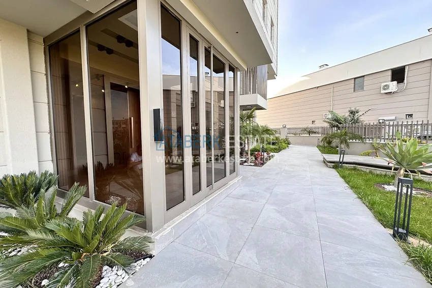 Primary real estate from a developer in Antalya — a new residential complex in the Altınova district 17 