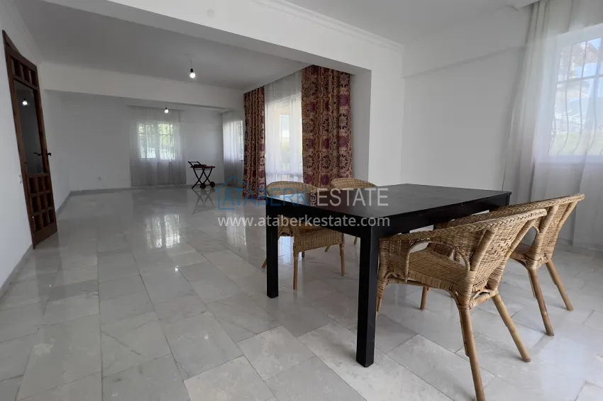 Purchase Three-level mansion in the historical center of Alanya - Kale 19