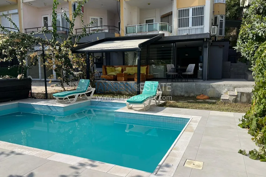 Unique 2+1 apartment with private pool in the historic center of Alanya 1 