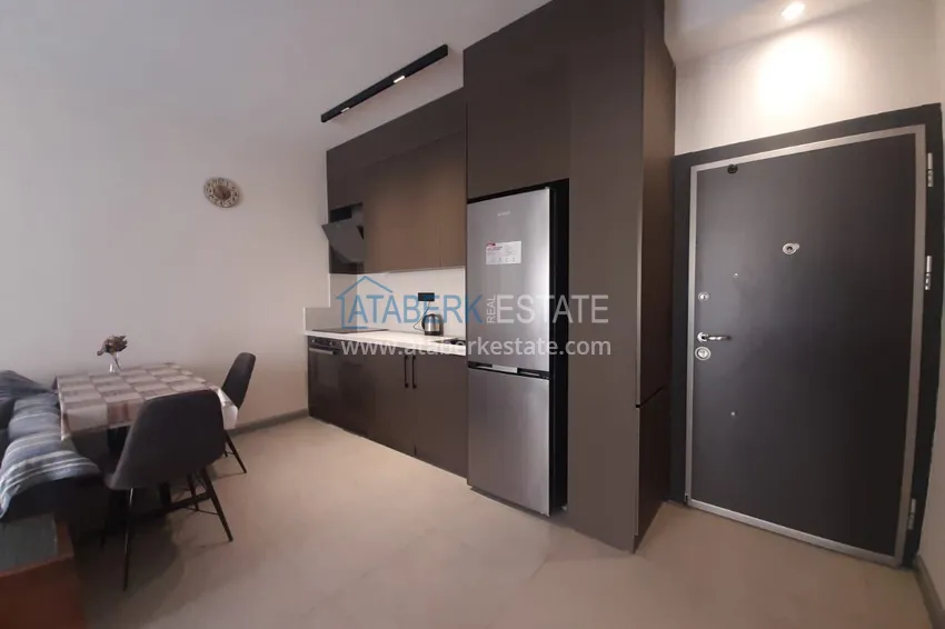 Purchase 1+1 apartment for rent in the center of Alanya — comfort and proximity to the sea No. 26 1 