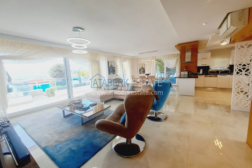 Purchase  Luxury view villa with furniture and private pool in a luxury complex - Kargicak, Alanya 2 