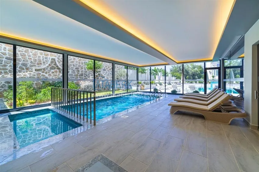 1+1 apartment with furniture and a glazed balcony in a comfortable complex — Mahmutlar, Alanya 21 