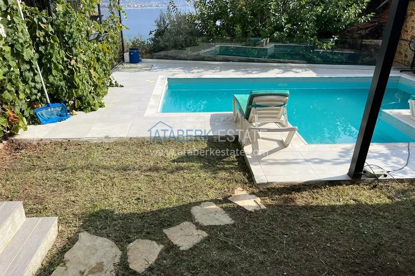 Unique 2+1 apartment with private pool in the historic center of Alanya 2 