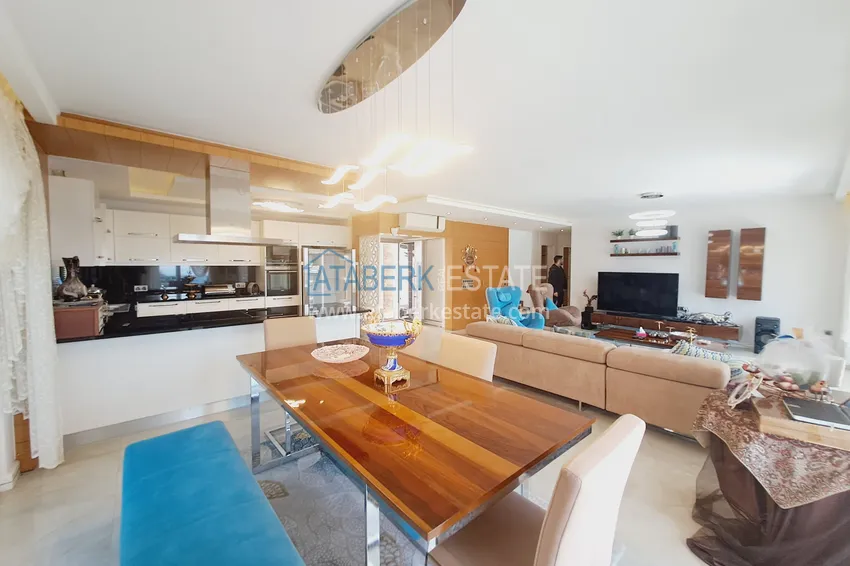 Purchase  Luxury view villa with furniture and private pool in a luxury complex - Kargicak, Alanya 3 