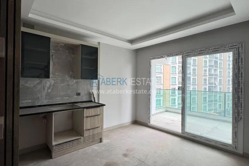 Purchase One bedroom apartment in a new complex 150 meters from the sea — Mersin, Tomyuk 2