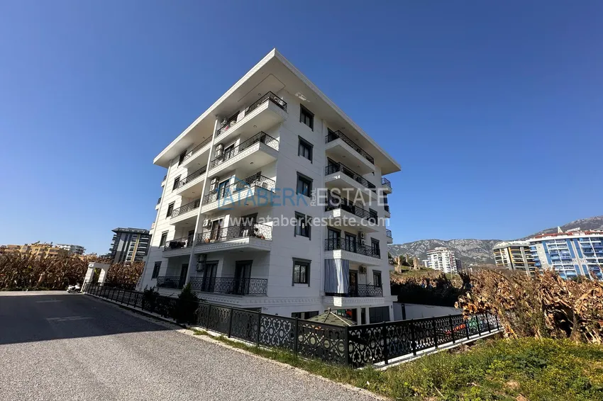 One-bedroom apartment in Mahmutlar with new modern furniture  2 