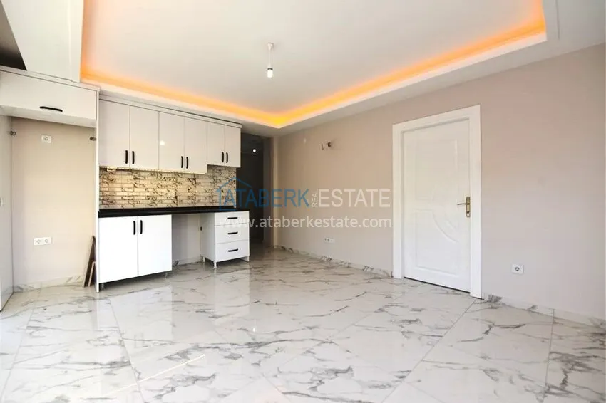 Purchase Spacious three-room apartment at a bargain price — Oba, Alanya 2 