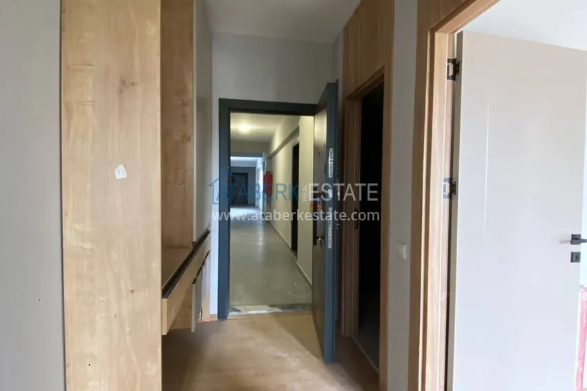 Purchase  One bedroom apartment from the owner with a fine finish in Mersin, Cesmeli district 2 