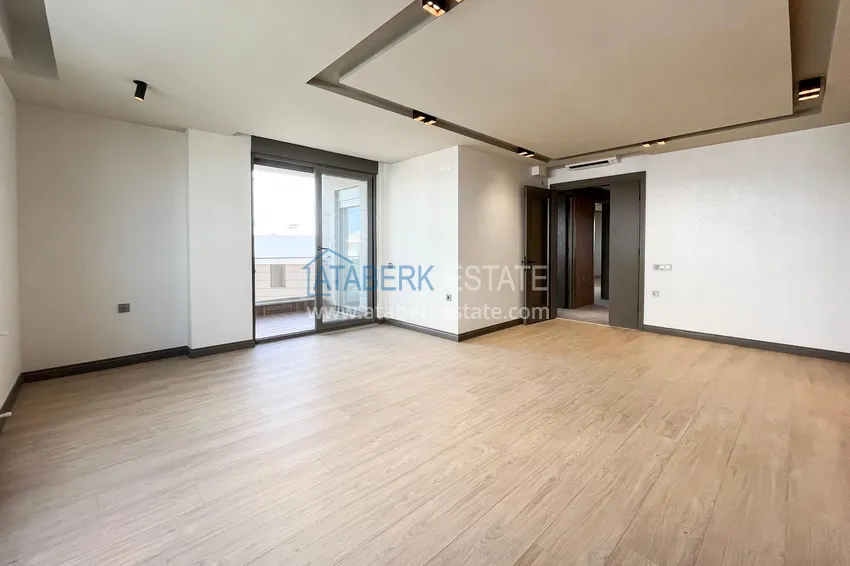 Purchase  Primary real estate from a developer in Antalya — a new residential complex in the Altınova district 3 