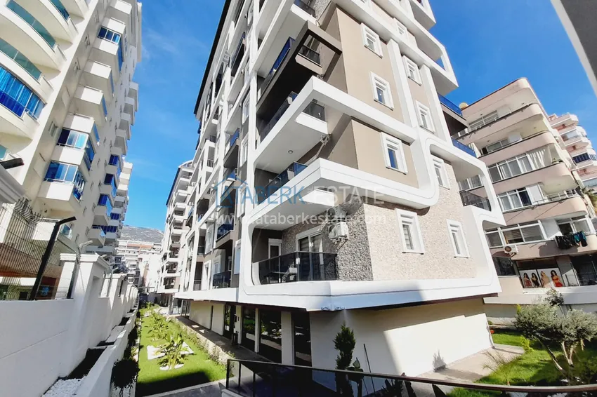 1+1 apartments with fine finishing in a luxury residence — Alanya, Mahmutlar district 3 