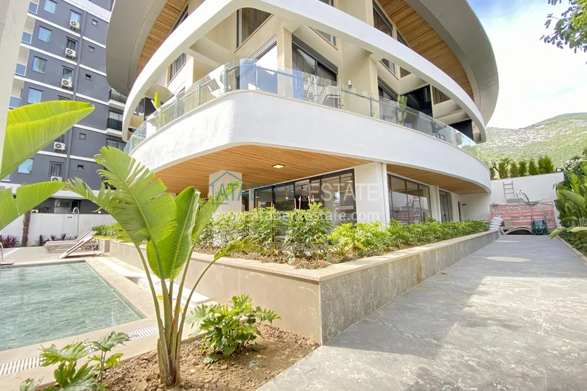 One bedroom apartment in a modern complex — the center of Alanya, Cleopatra beach area 3 