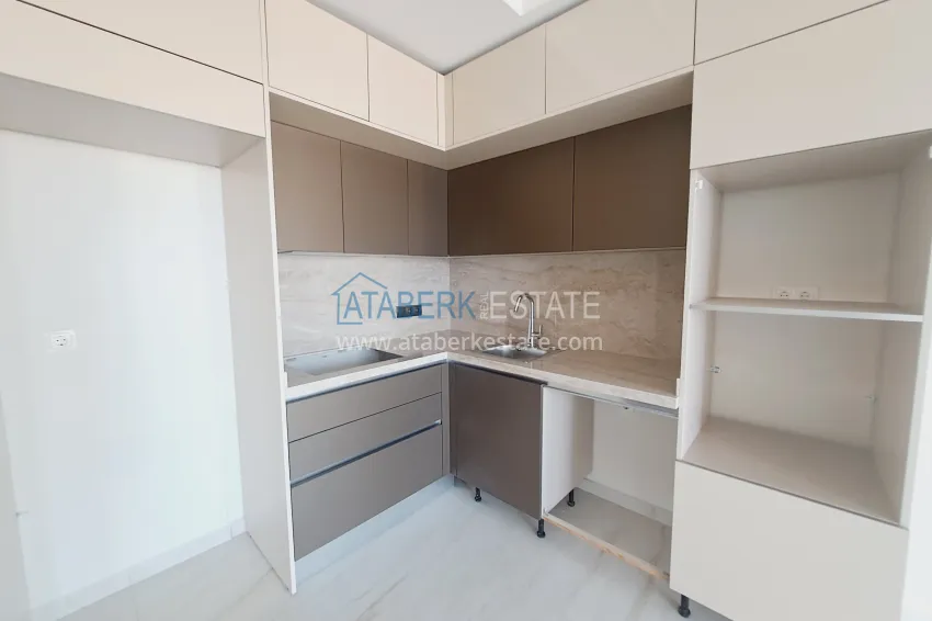 Purchase Beachfront apartment with direct sea view in Alanya, Mahmutlar district 3 