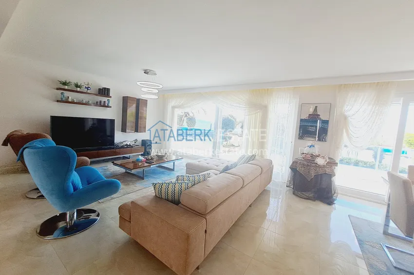 Purchase  Luxury view villa with furniture and private pool in a luxury complex - Kargicak, Alanya 4 
