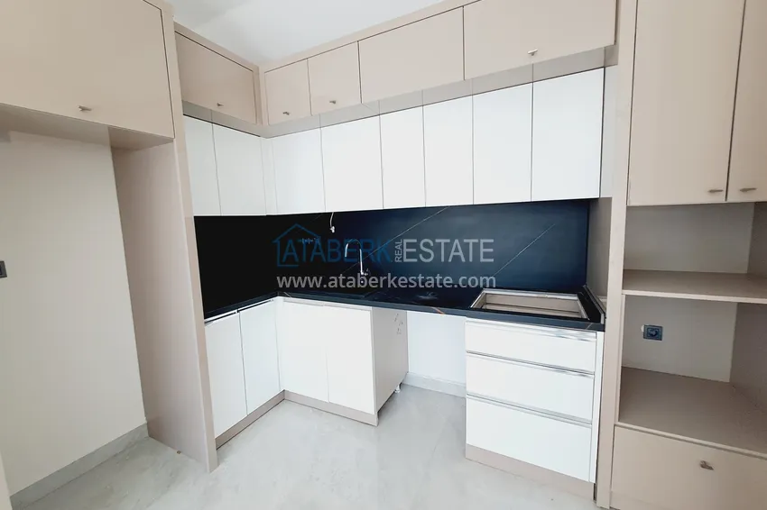 Purchase Duplex apartment with sea view and fine finishing — Alanya, Mahmutlar district 3 