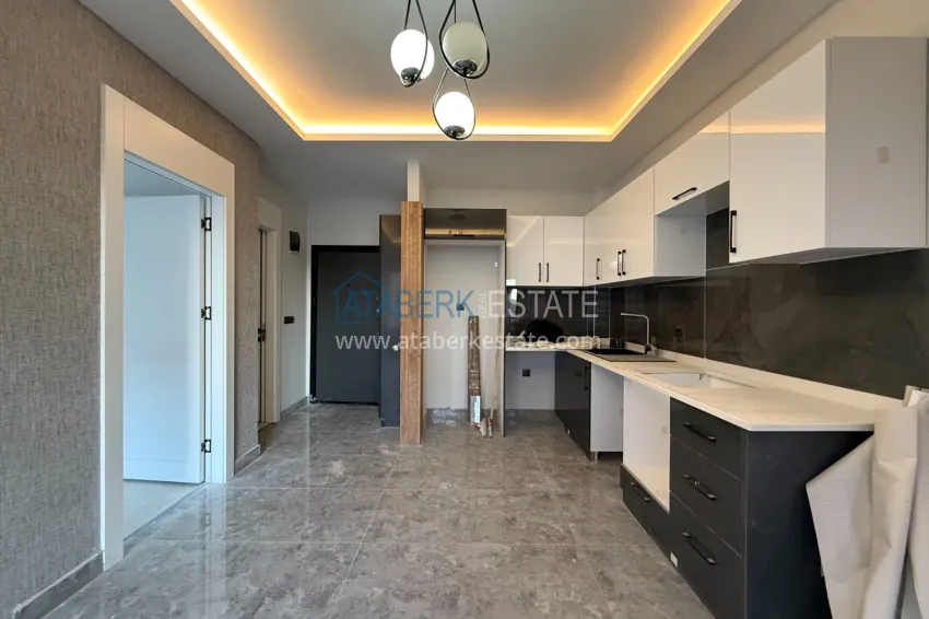 Purchase One bedroom apartment with a glazed balcony in a new complex - Tomyuk district, Mersin 3