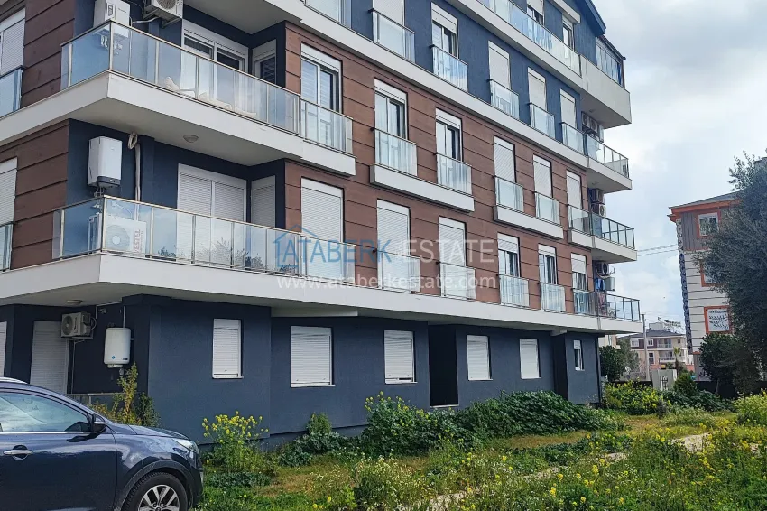 Urgent sale! Two-bedroom apartment at a bargain price in Antalya, Kepez district 3 