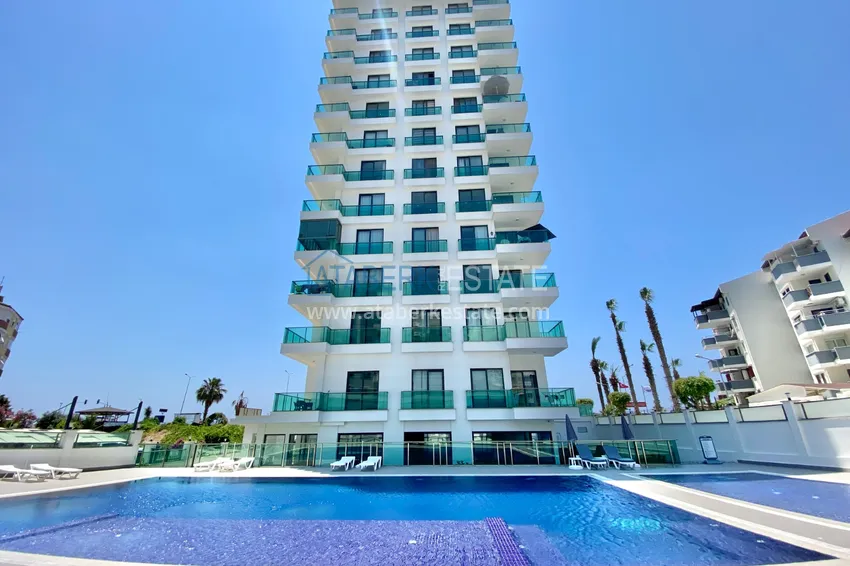 Turnkey 1+1 apartment with sea view in a complex on the beachfront — Mahmutlar, Alanya 4 