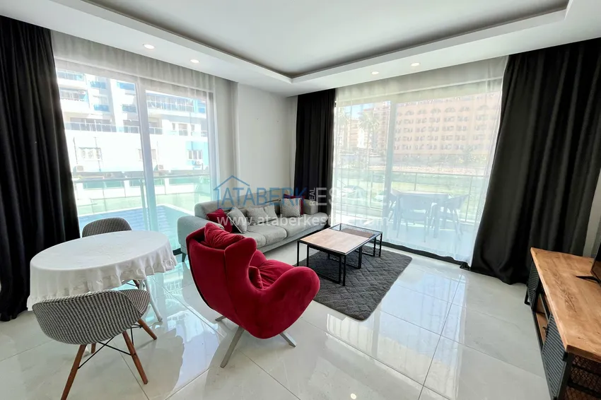 Purchase Turnkey 1+1 apartment with sea view in a complex on the beachfront — Mahmutlar, Alanya 4 