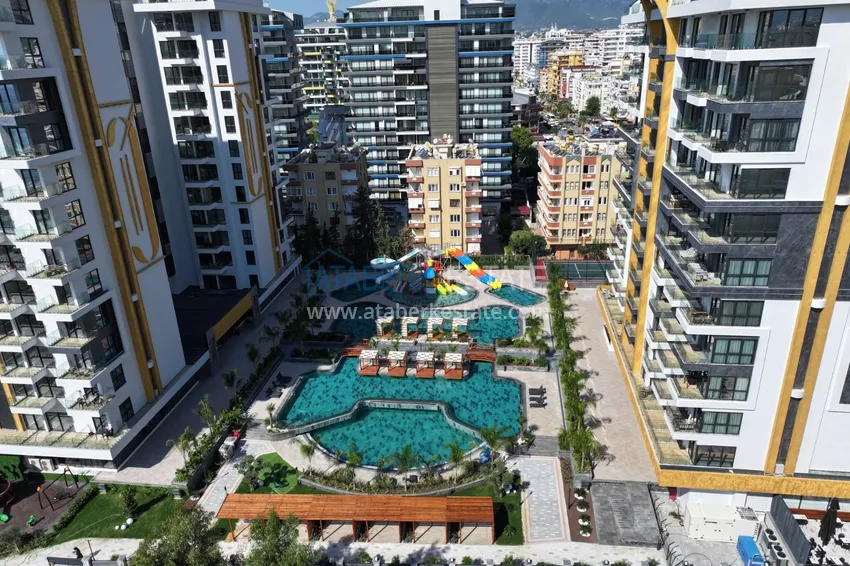 Beachfront apartment with direct sea view in Alanya, Mahmutlar district 4 