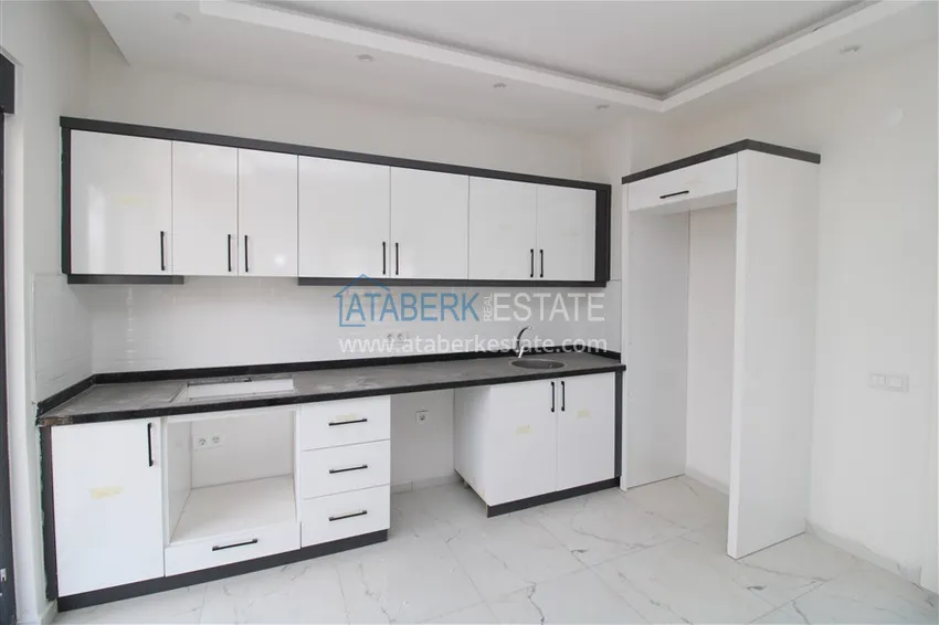 Purchase  Primary property in Alanya! 1+1 apartment in a cozy boutique complex — Mahmutlar district! 4 