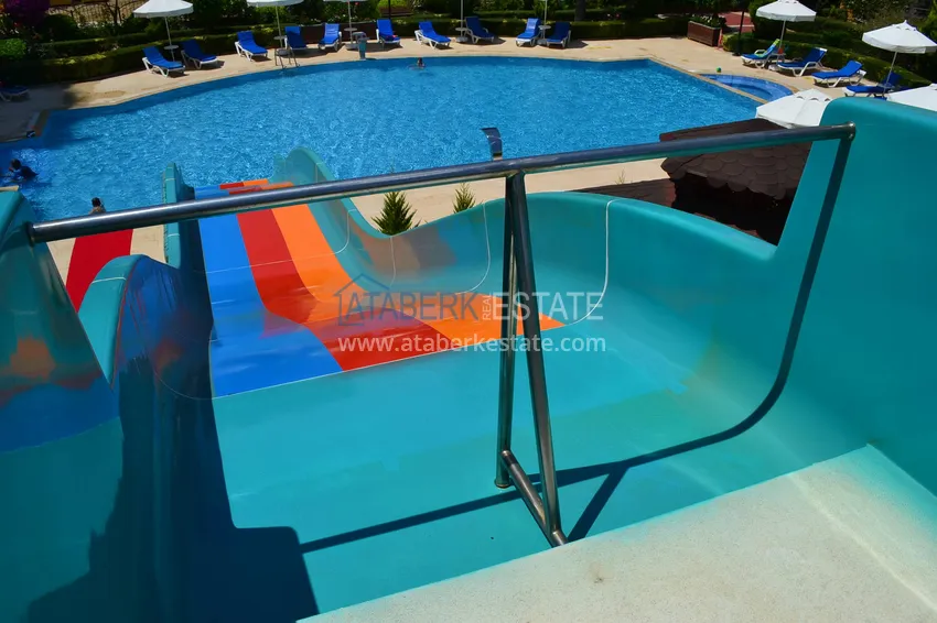 Luxury 2+1 apartment in a prestigious complex on the beachfront — Alanya, Mahmutlar 6 